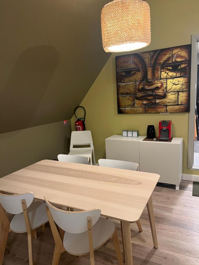 Gite Et Chambre D'Hote Gussignies Eksteriør billede